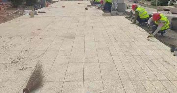 青岛黄金麻荔枝面地铺案例