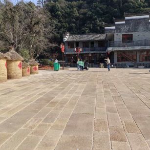 青岛仿古石铺装效果