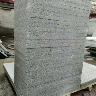 青岛 花岗岩 地铺成品300*600，尺寸标准、厚薄均匀