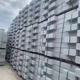 青岛 芝麻灰侧石