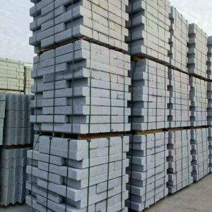 青岛 路沿石（路侧石），颜色一致，尺寸标准