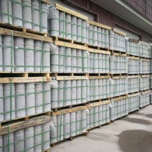 青岛 芝麻白挡车柱、阻车桩、隔离柱