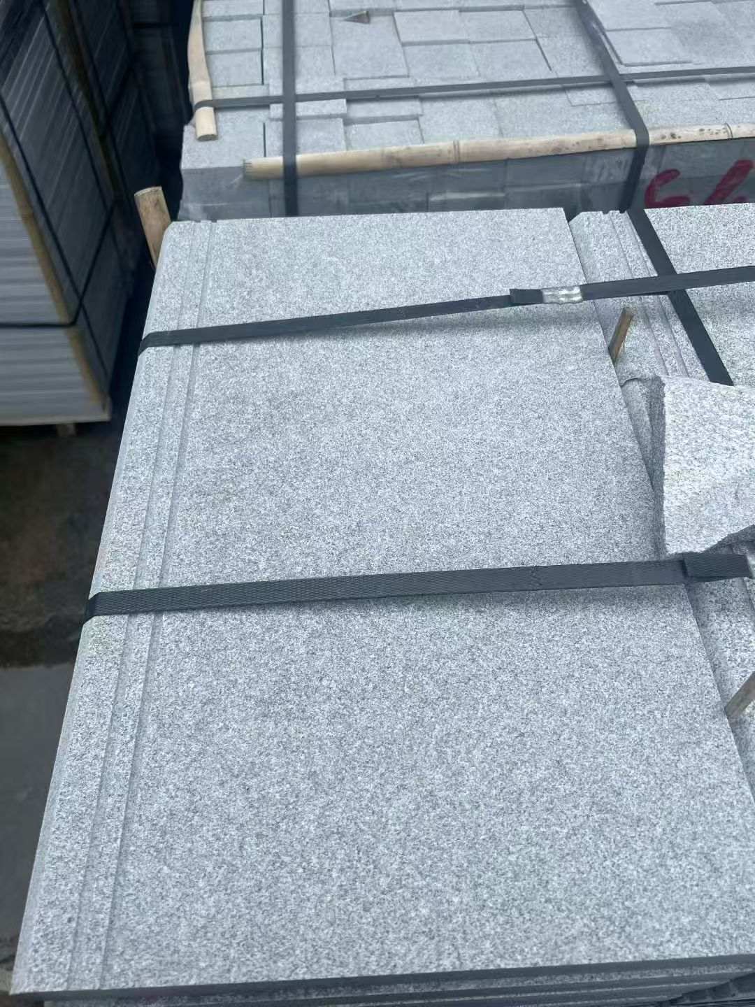 青岛 芝麻灰火烧面拉槽台阶