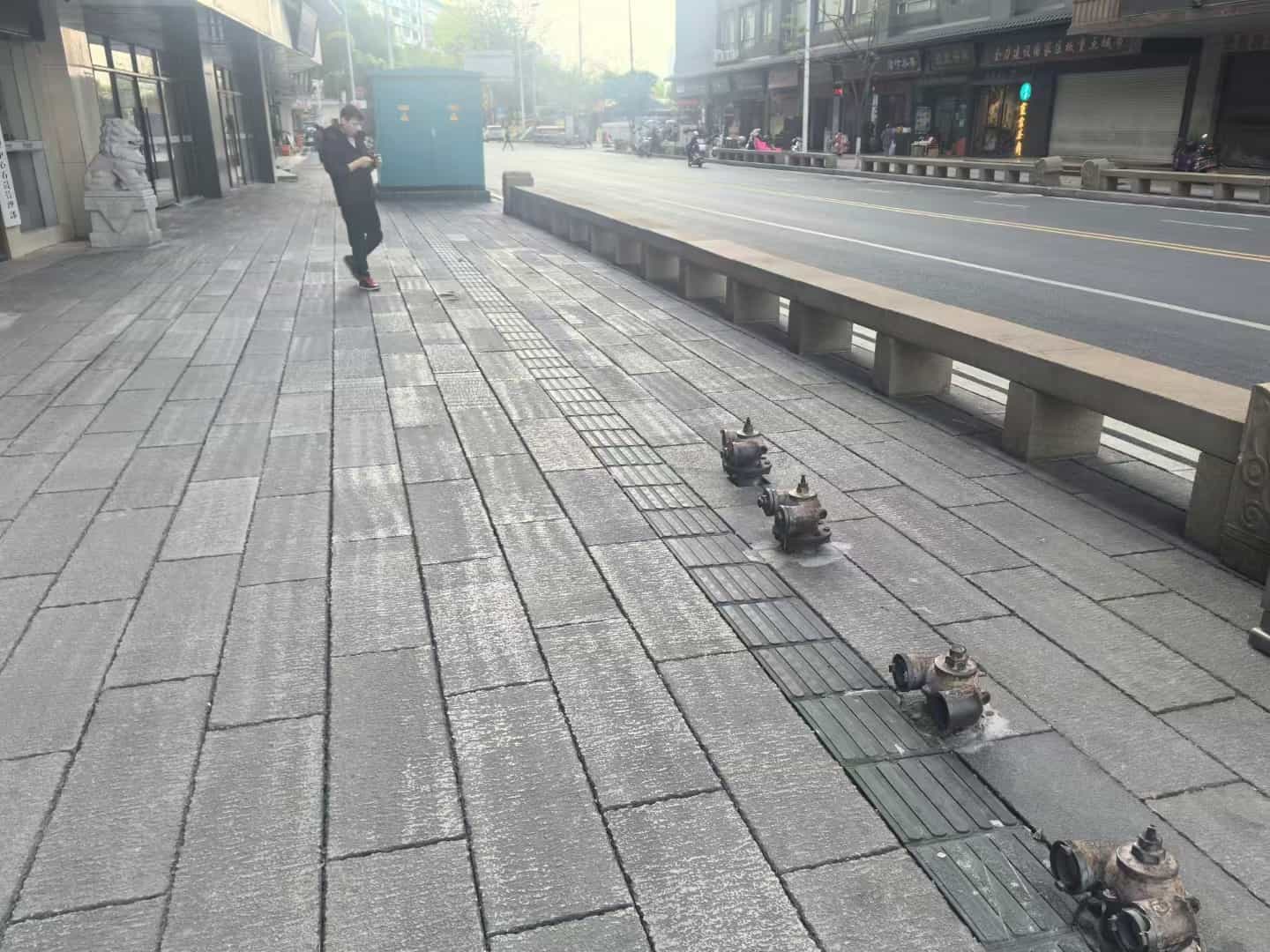 青岛仿古石铺装效果
