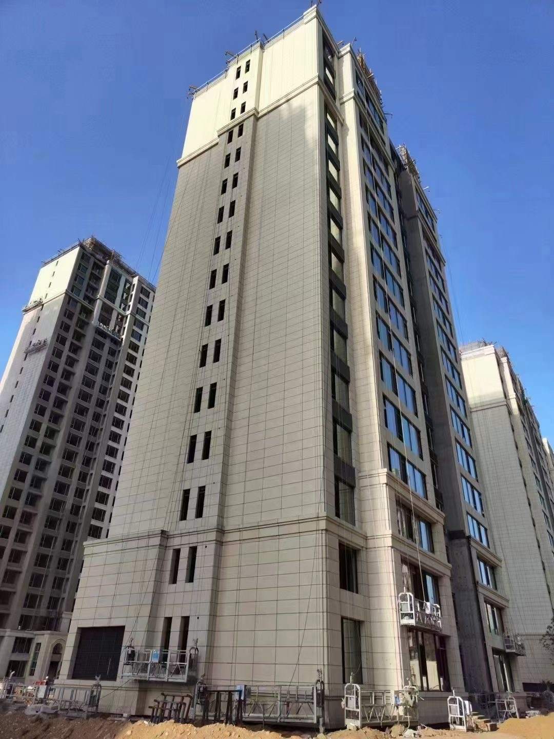 青岛黄金麻高端小区，外墙干挂