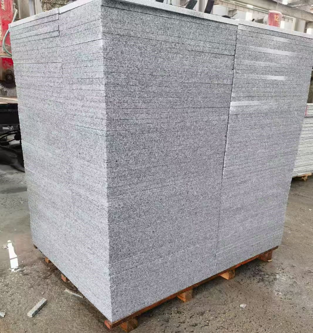 青岛 火烧面地铺石，街道广场园林市政工程板，1.8~5.0厚均有现货