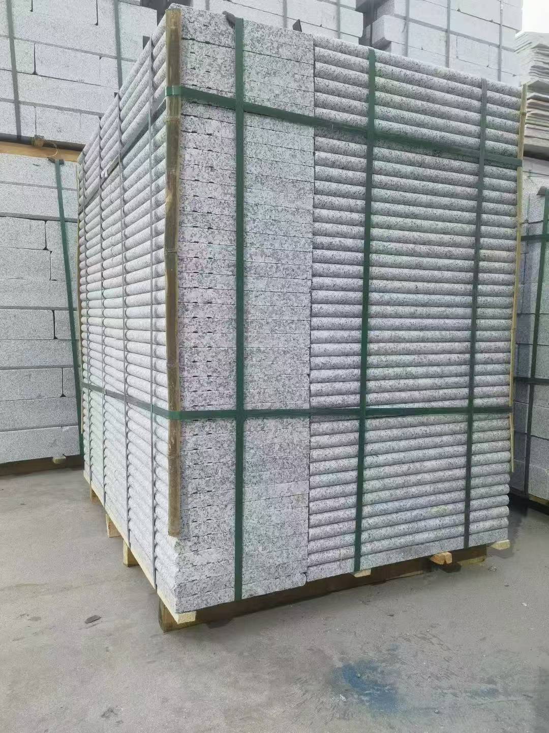 青岛 芙蓉白3公分厚磨圆边、拉槽，楼梯踏步