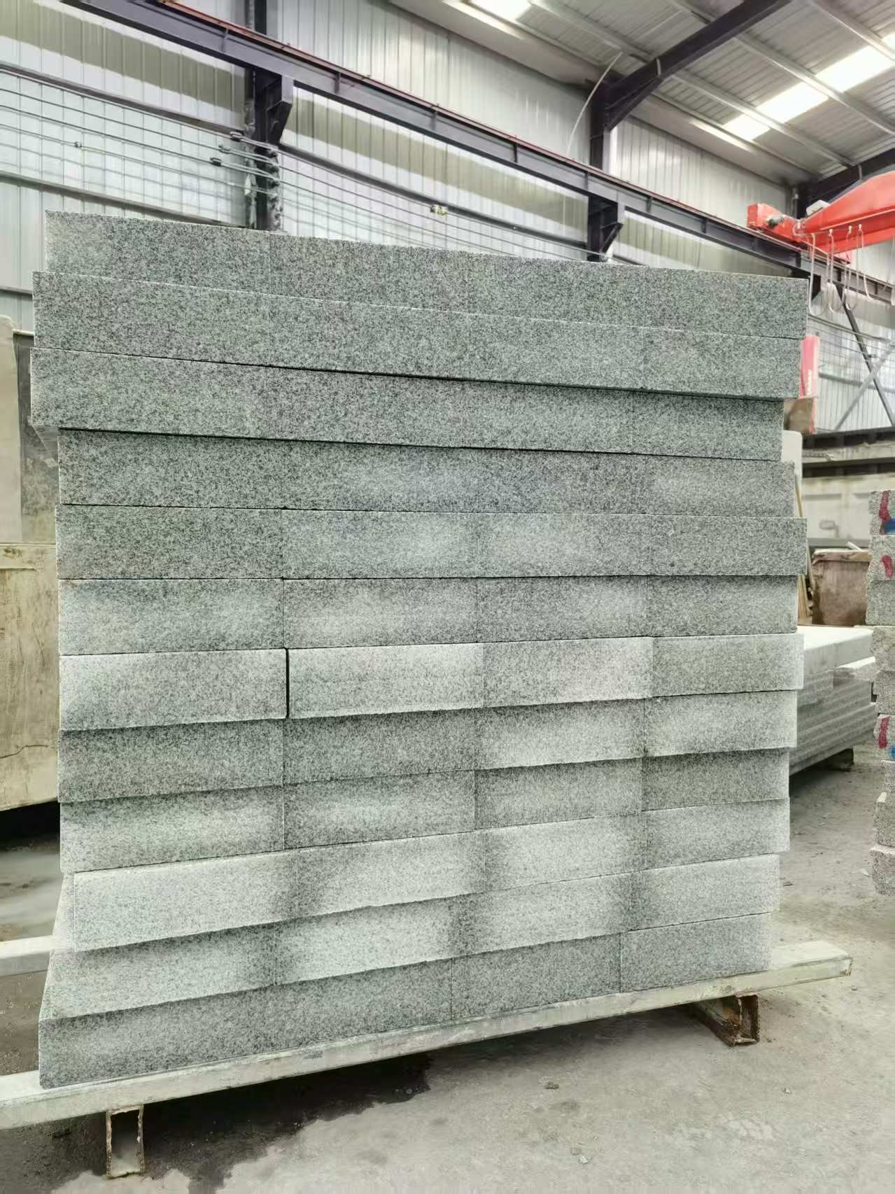 青岛 芝麻白10公分300*600广场地铺，A料定制，尺寸标准，厚薄均匀